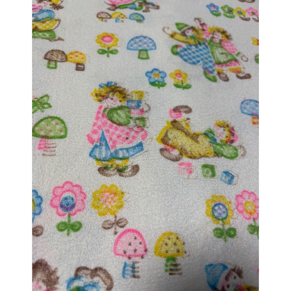 Vintage Muslin Kids Toddler Cloth Fabric‎ Flowers Mushrooms Fairies 52"x36"
